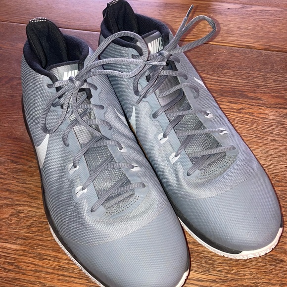 Nike Men’ Basketball Shoe - Picture 1 of 7